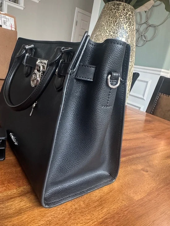 Michael Kors Black Leather Satchel Silver-Tone Charm and Matching Wallet New - Picture 11 of 11